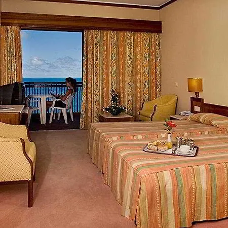 Hotell Baia Azul 4*