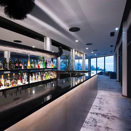 Hotel Baia Azul Funchal (Madeira)